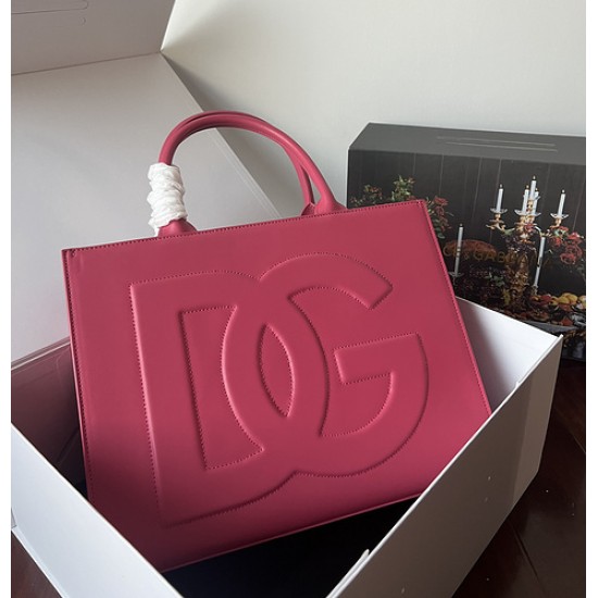 DG bag size:37×28×11.5cm DG bag size:37×28×11.5cm