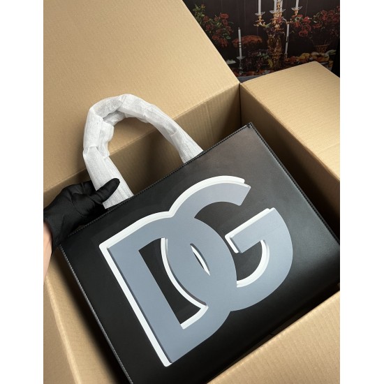 DG bag size:37×28×11.5cm DG bag size:37×28×11.5cm