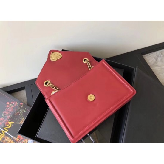 Top quality Dolce Gabbana bag SIZE:20.5*15.5*5.5cm Top quality Dolce Gabbana bag SIZE:20.5*15.5*5.5cm