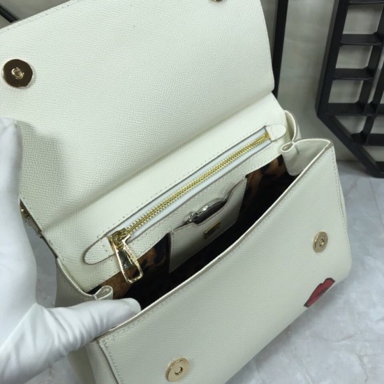 Dolce Gabbana bag SIZE:25*20*12CM Dolce Gabbana bag SIZE:25*20*12CM