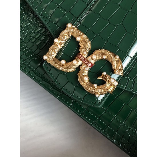 Dolce Gabbana bag SIZE:27*18*8cm Dolce Gabbana bag SIZE:27*18*8cm