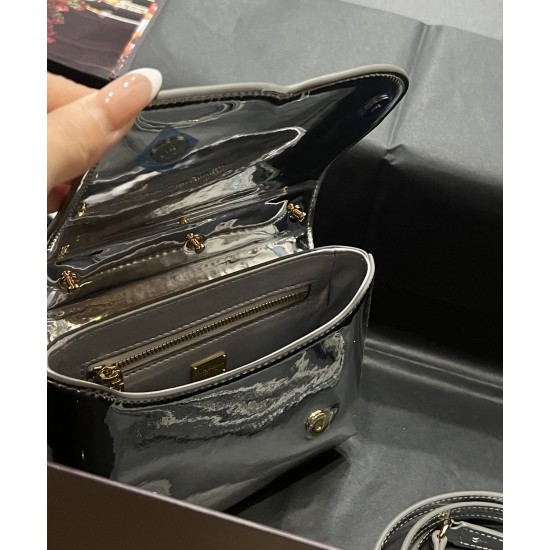 DG bag size:13.5*17.5*6.5cm DG bag size:13.5*17.5*6.5cm