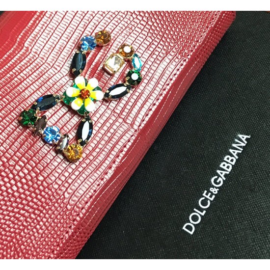 Dolce Gabbana bag SIZE:19*11*3.5cm Dolce Gabbana bag SIZE:19*11*3.5cm