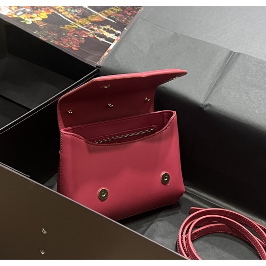 DG bag size:13.5*17.5*6.5cm DG bag size:13.5*17.5*6.5cm