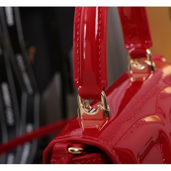 DG BAG SIZE:13.5*17.5*6.5cm DG BAG SIZE:13.5*17.5*6.5cm