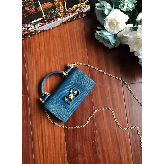 Dolce Gabbana bag SIZE:19*11*3.5cm Dolce Gabbana bag SIZE:19*11*3.5cm