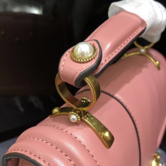 TOP Dolce Gabbana bag size:27*18*8cm TOP Dolce Gabbana bag size:27*18*8cm