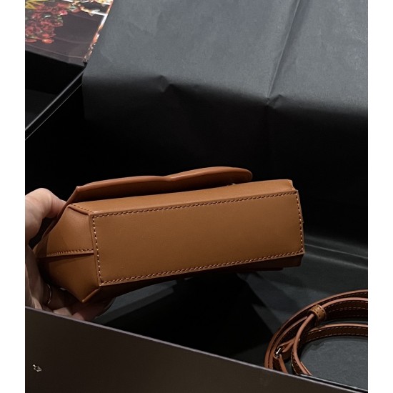 DG bag size:13.5*17.5*6.5cm DG bag size:13.5*17.5*6.5cm