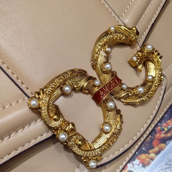 TOP Dolce Gabbana bag size:27*18*8cm TOP Dolce Gabbana bag size:27*18*8cm