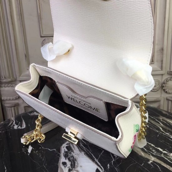 Dolce Gabbana bag SIZE:18.5*6.5*16cm Dolce Gabbana bag SIZE:18.5*6.5*16cm