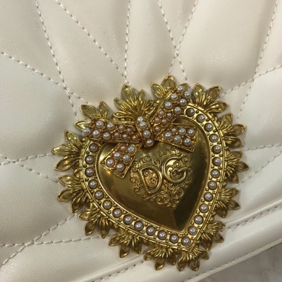 TOP Dolce Gabbana bag size:25cm and 20.5cm TOP Dolce Gabbana bag size:25cm and 20.5cm