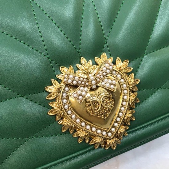 TOP Dolce Gabbana bag size:25cm and 20.5cm TOP Dolce Gabbana bag size:25cm and 20.5cm