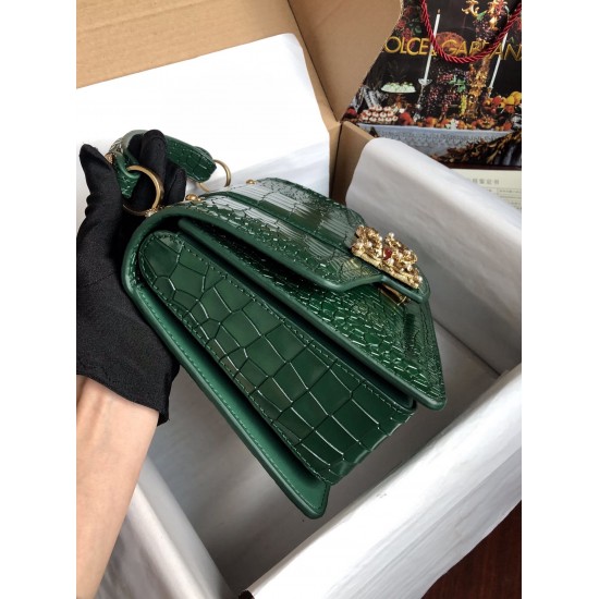 Dolce Gabbana bag SIZE:27*18*8cm Dolce Gabbana bag SIZE:27*18*8cm