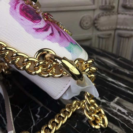 Dolce Gabbana bag SIZE:18.5*6.5*16cm Dolce Gabbana bag SIZE:18.5*6.5*16cm