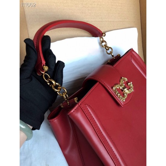 Dolce Gabbana bag SIZE:28*23*12cm Dolce Gabbana bag SIZE:28*23*12cm