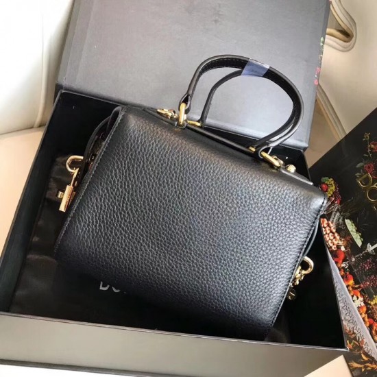 Dolce Gabbana bag SIZE:19.5*12*15cm Dolce Gabbana bag SIZE:19.5*12*15cm