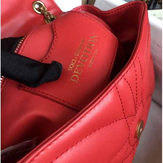 Dolce Gabbana bag SIZE:26*18*8.5cm Dolce Gabbana bag SIZE:26*18*8.5cm