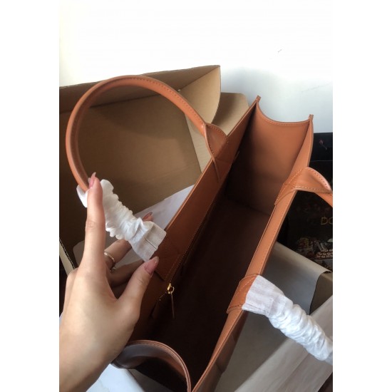 DG bag size:37×28×11.5cm DG bag size:37×28×11.5cm