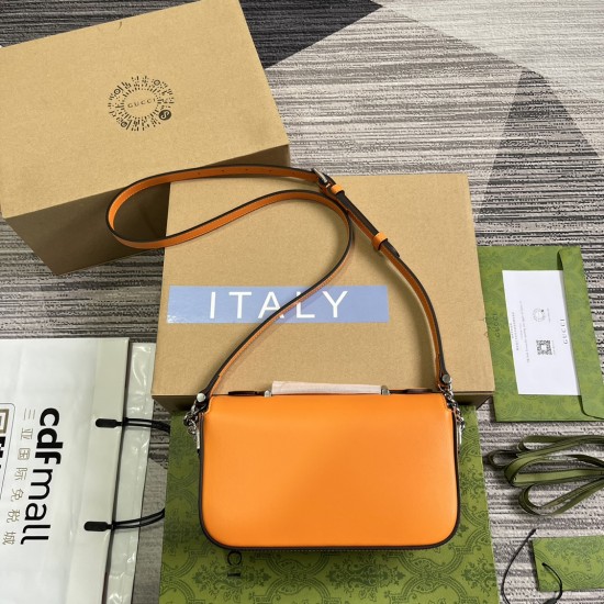 GUCCI 739722 GUCCI 739722