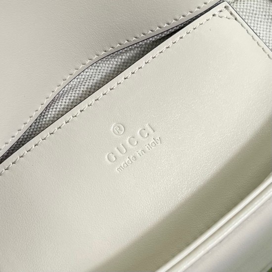 GUCCI 739681 GUCCI 739681