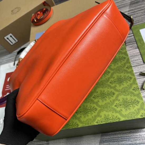 GUCCI 746245. GUCCI 746245.