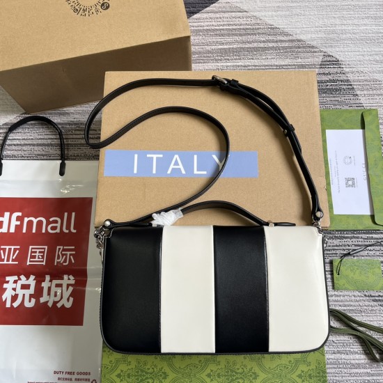 GUCCI 739721 GUCCI 739721