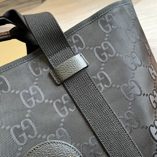 GUCCI 746037 GUCCI 746037
