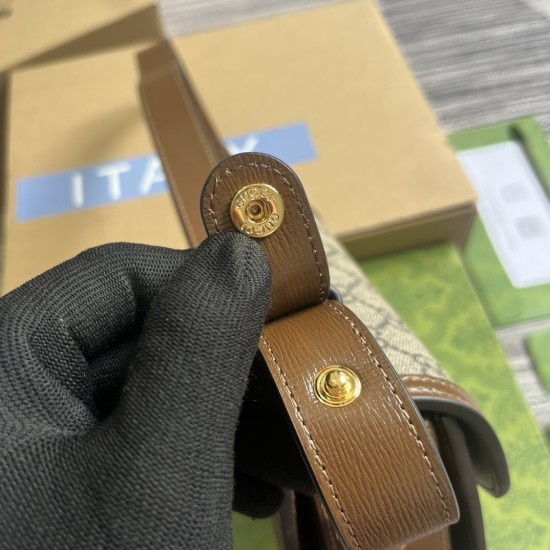 GUCCI 760191. GUCCI 760191.