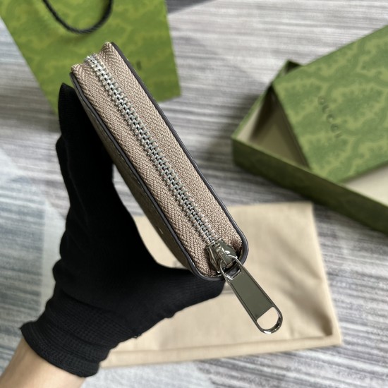 GUCCI 739482 GUCCI 739482