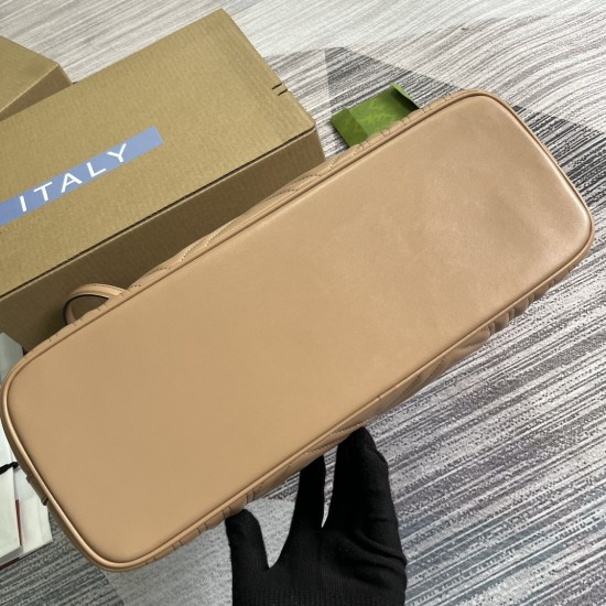 GUCCI 739684 GUCCI 739684