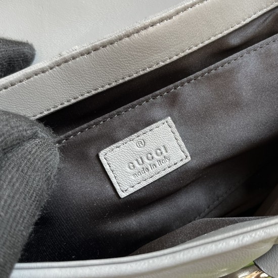 GUCCI 764255 GUCCI 764255