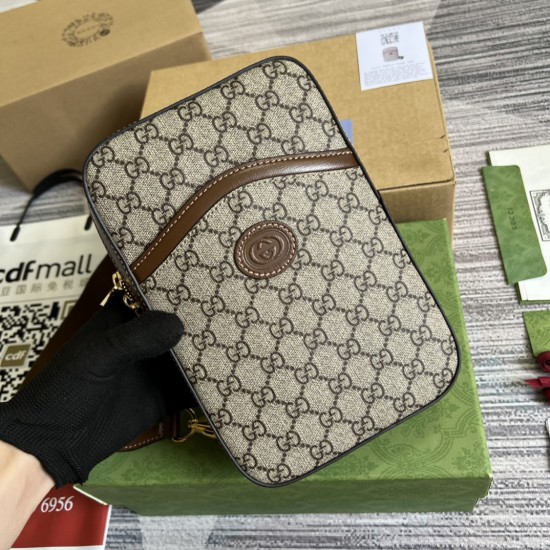 GUCCI 696016 GUCCI 696016