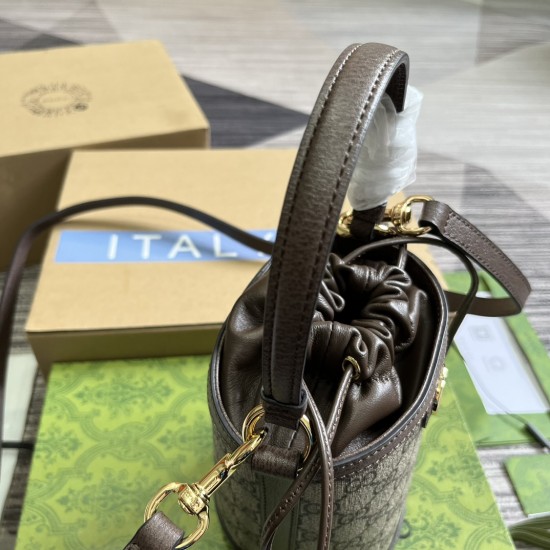 GUCCI 760199 GUCCI 760199