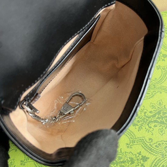 GUCCI 739599 GUCCI 739599