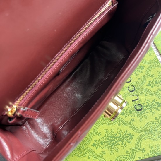 GUCCI 740834. GUCCI 740834.