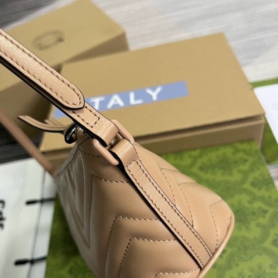 GUCCI 739166 GUCCI 739166