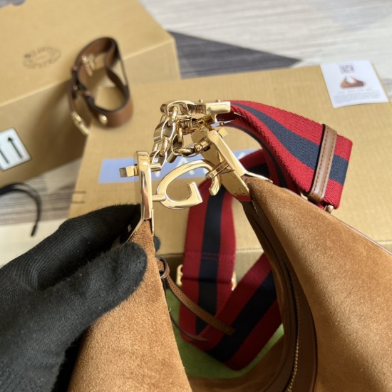 GUCCI 702823 GUCCI 702823