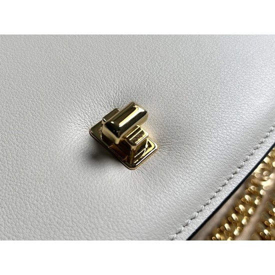 GUCCI 735101 GUCCI 735101