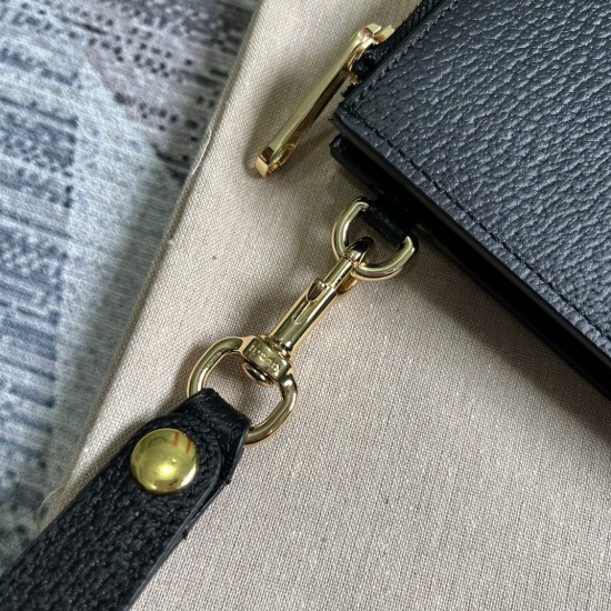 GUCCI 746039 GUCCI 746039