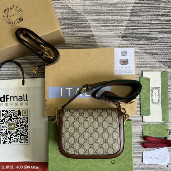 GUCCI 658574 GUCCI 658574