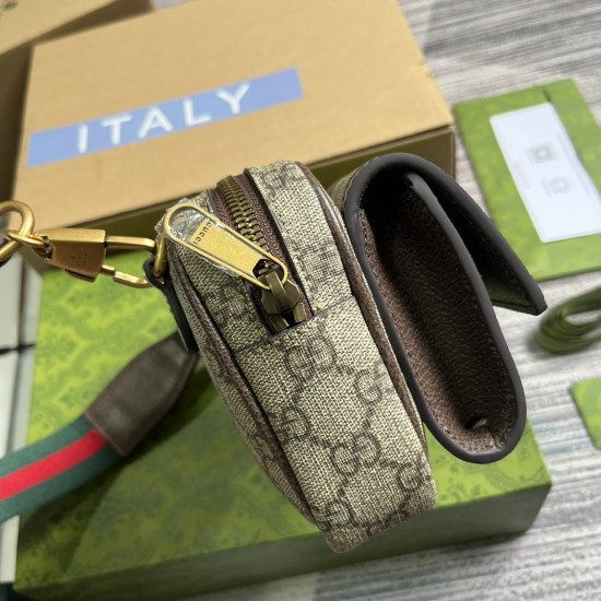 GUCCI 746308 GUCCI 746308