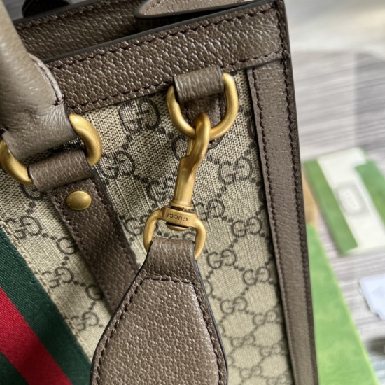 GUCCI 724685 GUCCI 724685