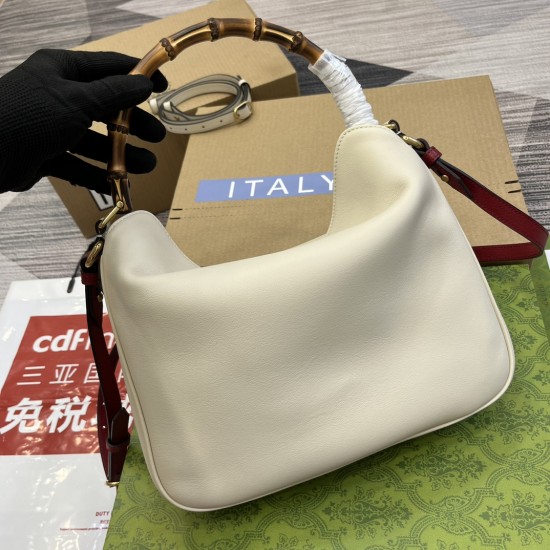 GUCCI 746124 GUCCI 746124