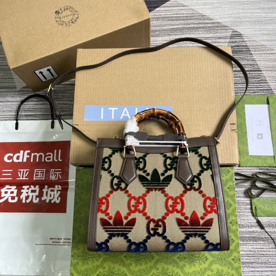 GUCCI 660195 GUCCI 660195
