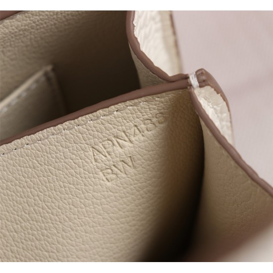 HERMES L886390 HERMES L886390