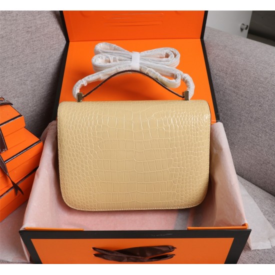 HERMES L886390 HERMES L886390