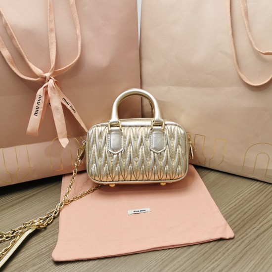 MiuMiu D886900 MiuMiu D886900