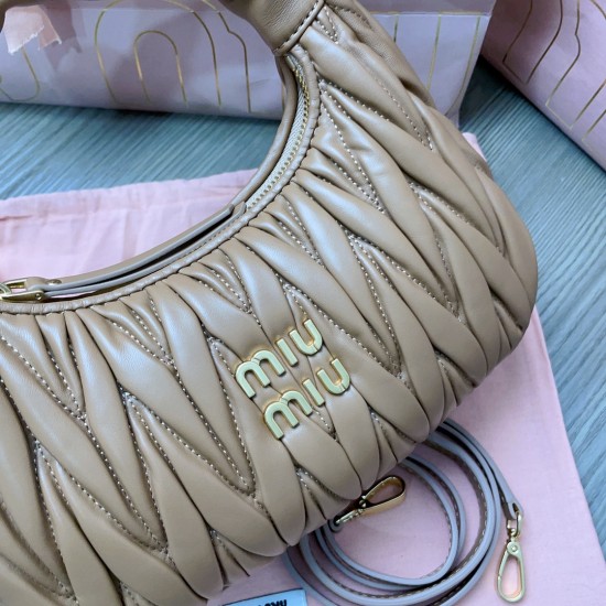 MiuMiu D886950 MiuMiu D886950