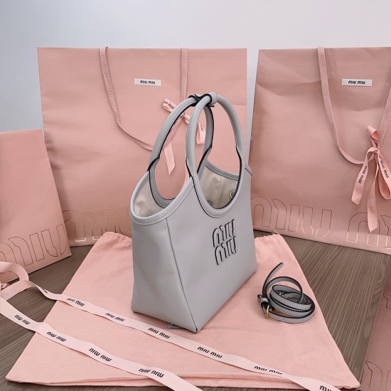 MiuMiu D886900 MiuMiu D886900