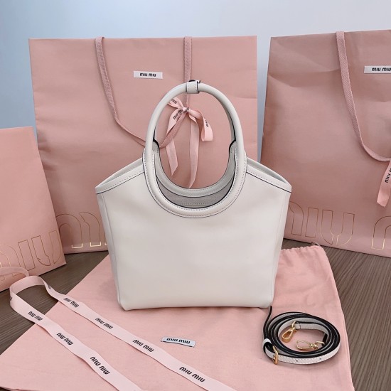 MiuMiu D886900 MiuMiu D886900